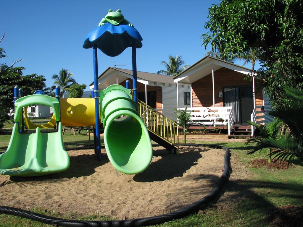 Cardwell Beachcomber Motel & Tourist Park Buitenkant foto