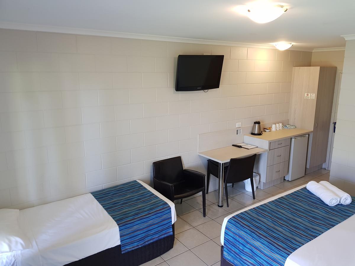 Cardwell Beachcomber Motel & Tourist Park Buitenkant foto