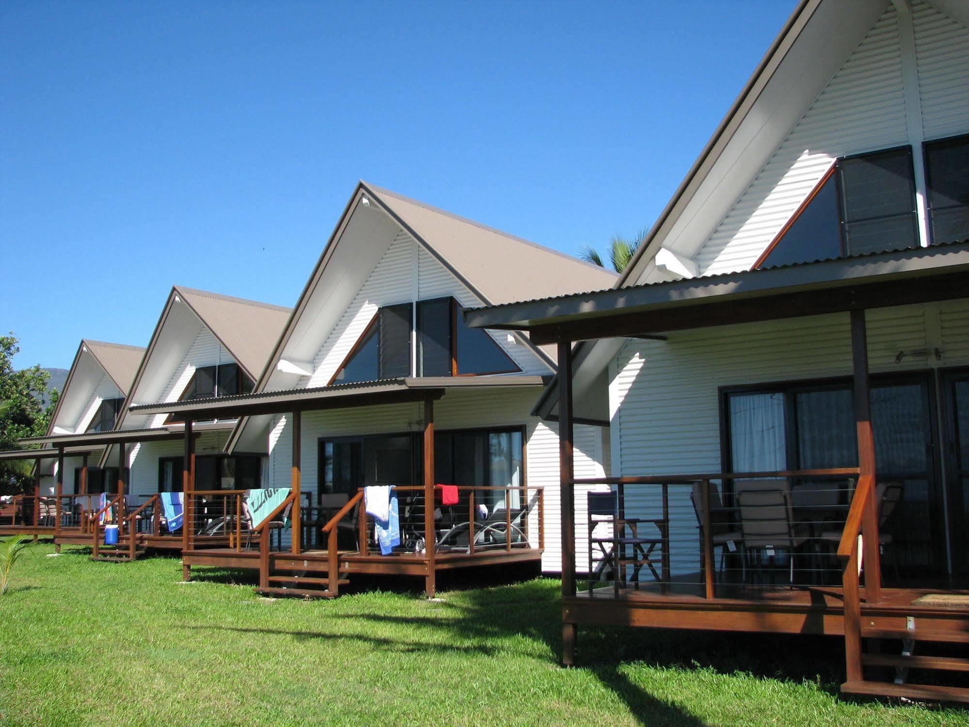 Cardwell Beachcomber Motel & Tourist Park Buitenkant foto